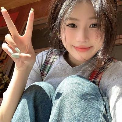 太空鸡 海报
